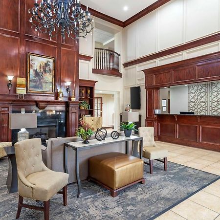Best Western Plus Crown Colony Inn & Suites Lufkin Zewnętrze zdjęcie