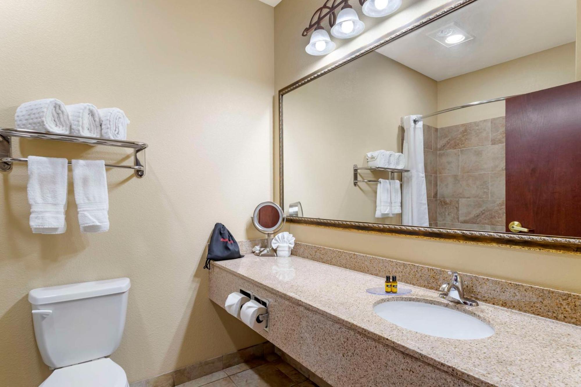 Best Western Plus Crown Colony Inn & Suites Lufkin Zewnętrze zdjęcie