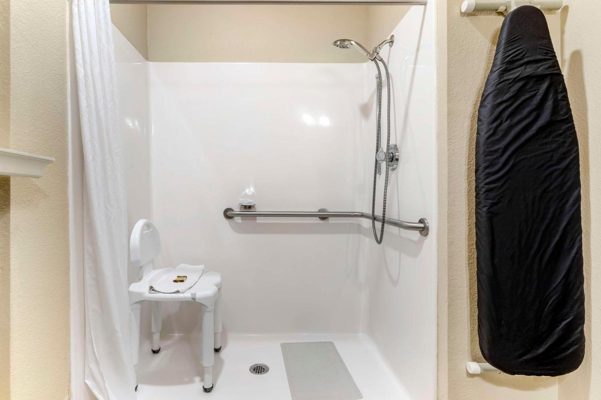 Best Western Plus Crown Colony Inn & Suites Lufkin Zewnętrze zdjęcie