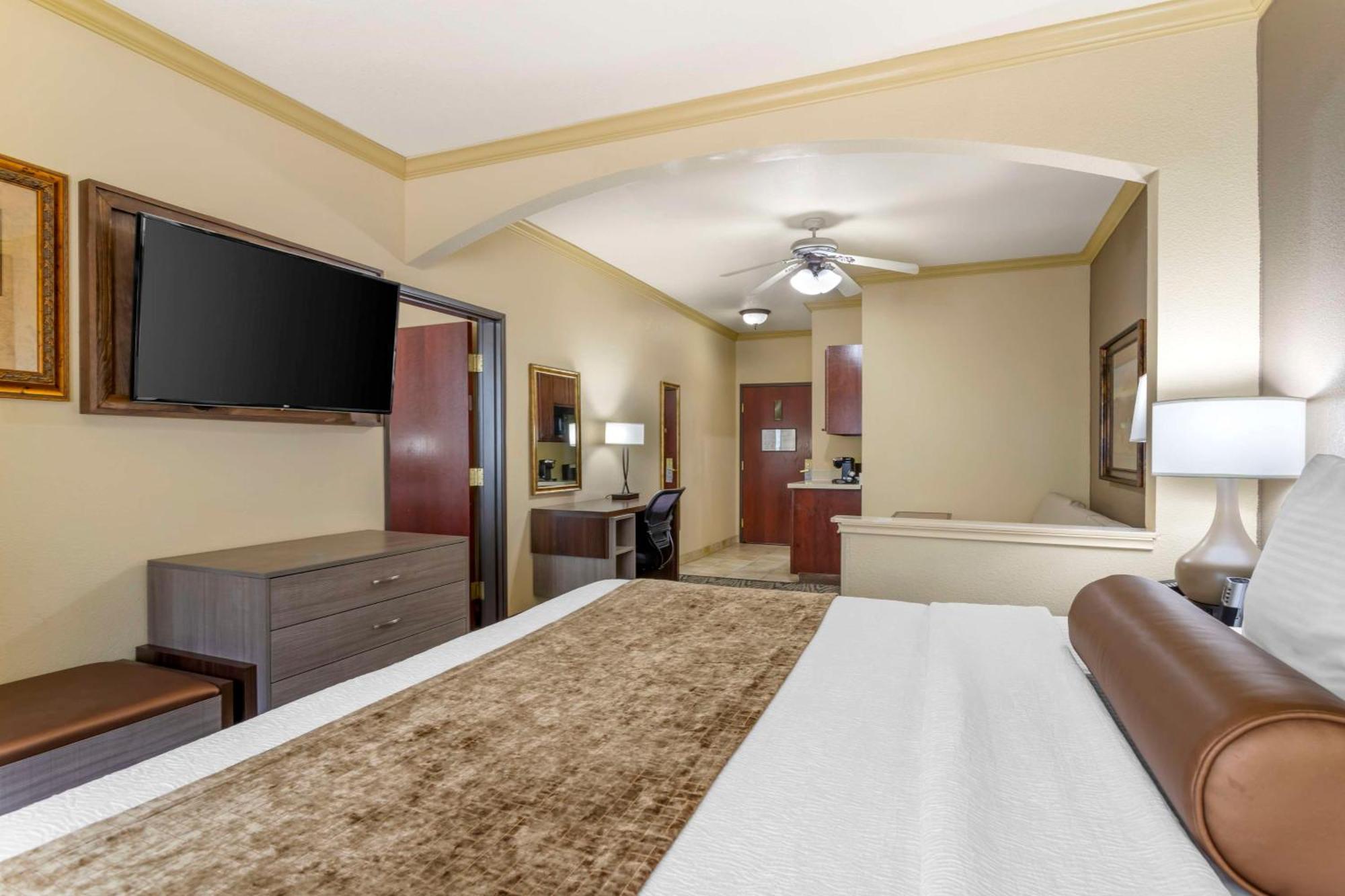 Best Western Plus Crown Colony Inn & Suites Lufkin Zewnętrze zdjęcie