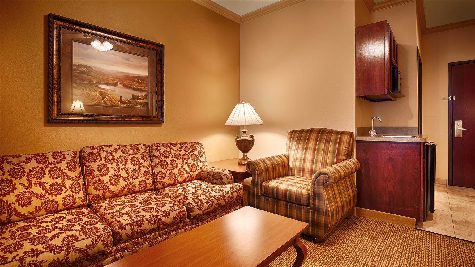 Best Western Plus Crown Colony Inn & Suites Lufkin Zewnętrze zdjęcie