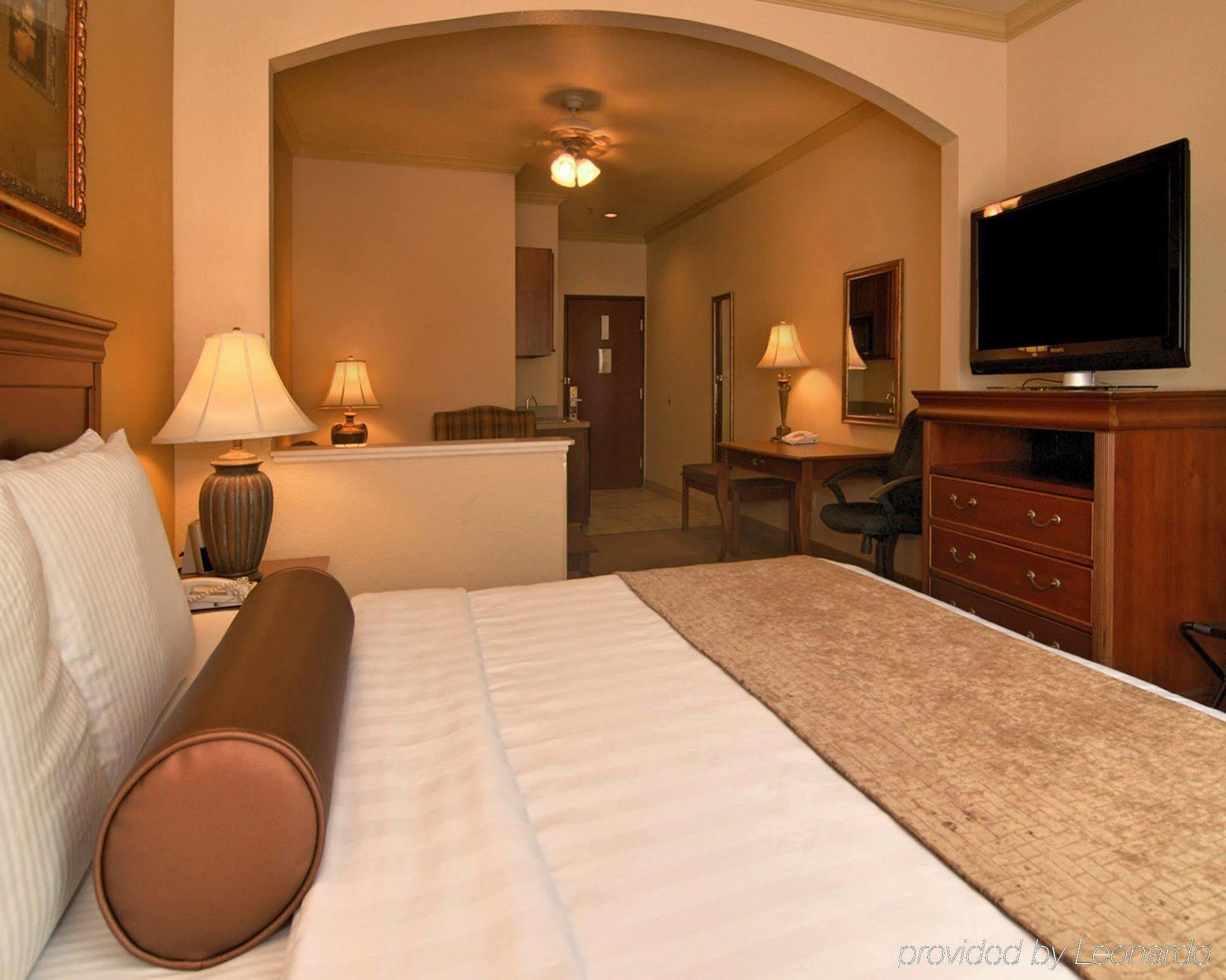 Best Western Plus Crown Colony Inn & Suites Lufkin Zewnętrze zdjęcie