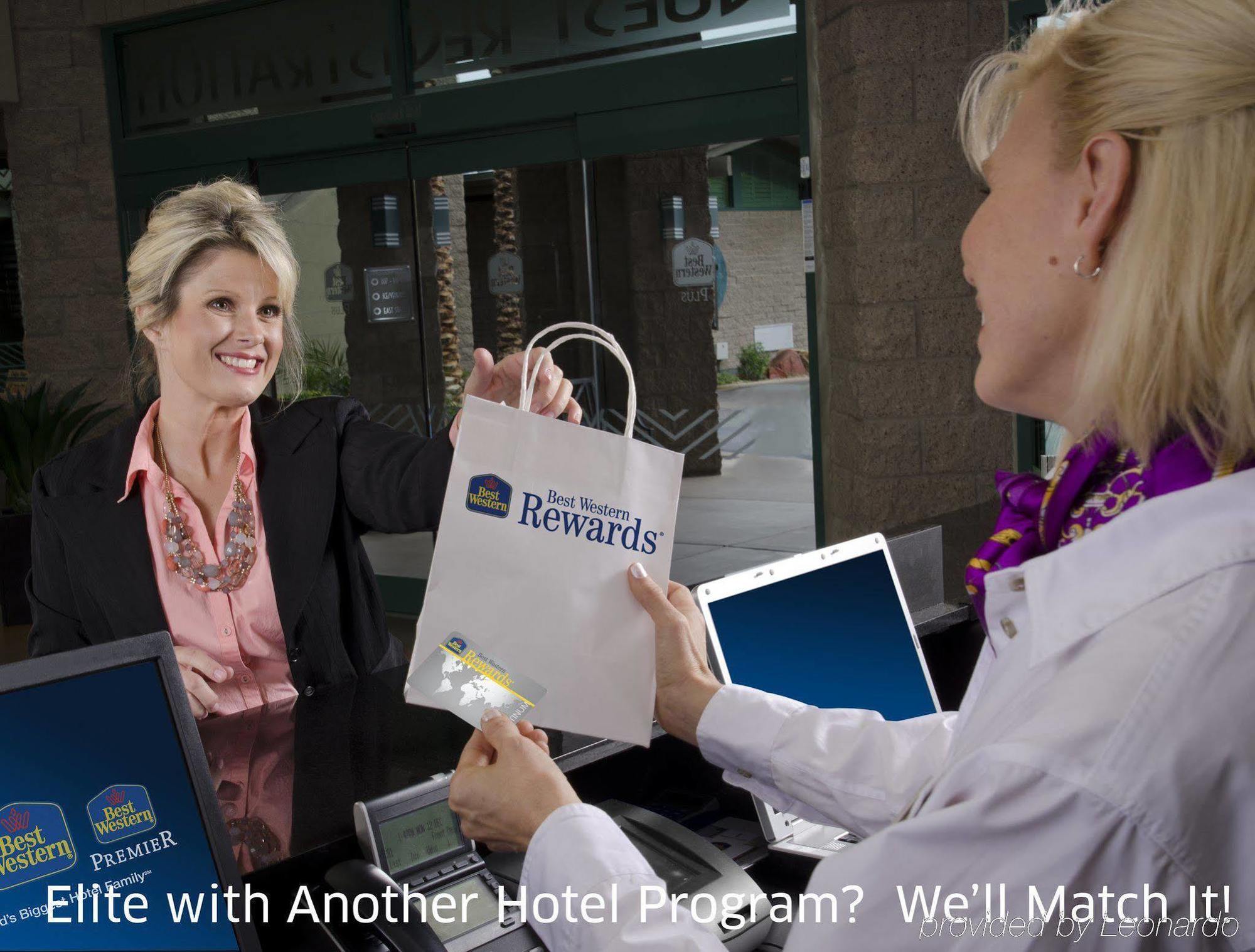 Best Western Plus Crown Colony Inn & Suites Lufkin Zewnętrze zdjęcie